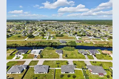 2810 NW 4th Pl, Cape Coral, FL 33993 - Photo 32