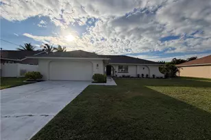 1518 SE 11th Ave, Cape Coral, FL 33990 - Photo 18