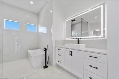 817 NW 38th Ave, Cape Coral, FL 33993 - Photo 30
