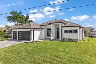 817 NW 38th Ave, Cape Coral, FL 33993 - Photo 48