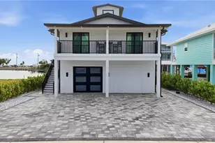 910 Third St, Fort Myers Beach, FL 33931 - Photo 6