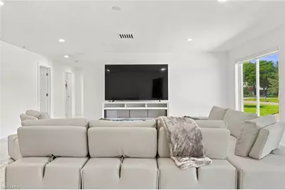 172 Coral Vine Dr, Naples, FL 34110 - Photo 22