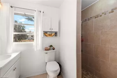 243 Lakeview Dr, North Fort Myers, FL 33917 - Photo 18