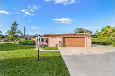 2137 Aldridge Ave, Fort Myers, FL 33907 - Photo 2