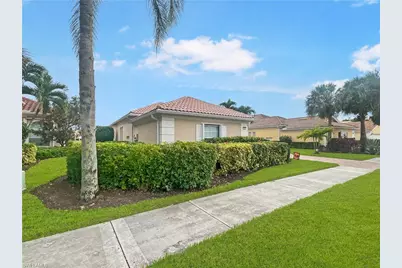 7260 Carducci Ct, Naples, FL 34114 - Photo 4