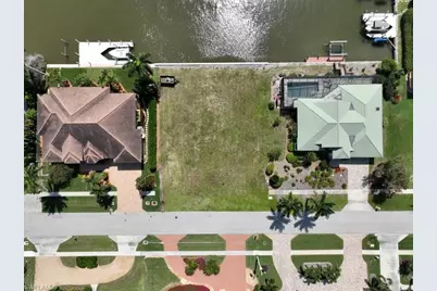 131 Channel Ct, Marco Island, FL 34145 - Photo 6