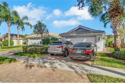 15504 Orlanda Dr, Bonita Springs, FL 34135 - Photo 4
