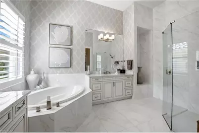 12324 Wisteria Dr, Naples, FL 34120 - Photo 10
