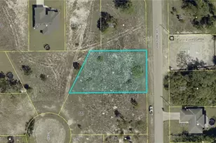 664 Hawthorne Ave S, Lehigh Acres, FL 33974 - Photo 1