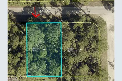 842 Clow St E, Lehigh Acres, FL 33974 - Photo 1