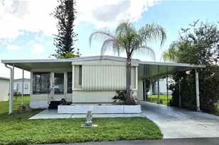 623 Vista Dr, North Fort Myers, FL 33917 - Photo 1