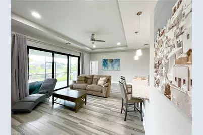 812 SW 8th Pl, Cape Coral, FL 33991 - Photo 1