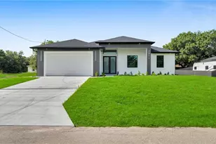 2811 50th St SW, Lehigh Acres, FL 33976 - Photo 1