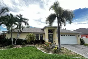 1106 SE 5th Pl, Cape Coral, FL 33990 - Photo 1