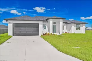 454 NE Juanita Ct, Cape Coral, FL 33909 - Photo 1