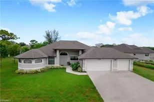 1712 SW 13th St, Cape Coral, FL 33991 - Photo 1