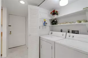 2121 Collier Ave, Fort Myers, FL 33901 - Photo 1