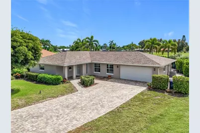 5351 Chippendale Cir E, Fort Myers, FL 33919 - Photo 1