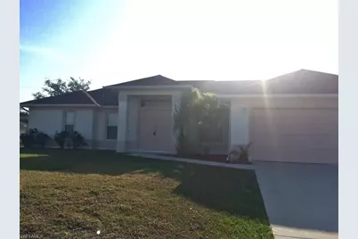 1031 NE 7th Pl, Cape Coral, FL 33909 - Photo 1