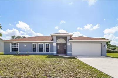 23 NE 9th Pl, Cape Coral, FL 33909 - Photo 1