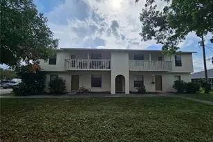 626 SE 13th Ct, Cape Coral, FL 33990 - Photo 1