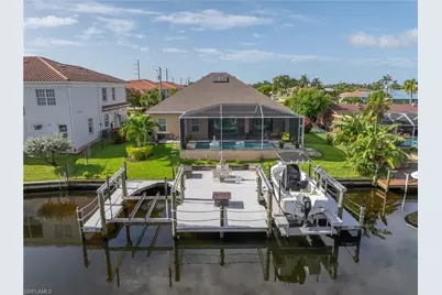 107 SW 39th St, Cape Coral, FL 33914 - Photo 1