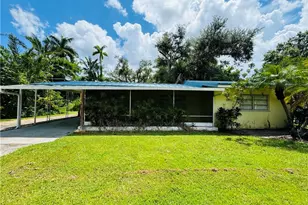311 Royal Palm Park Rd, Fort Myers, FL 33905 - Photo 1