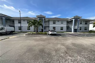 610 SE 13th Ct, Cape Coral, FL 33990 - Photo 1