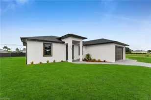 1922 NE 17th Ave, Cape Coral, FL 33909 - Photo 1