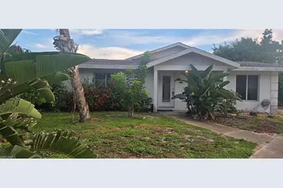 526 102nd Ave N, Naples, FL 34108 - Photo 1