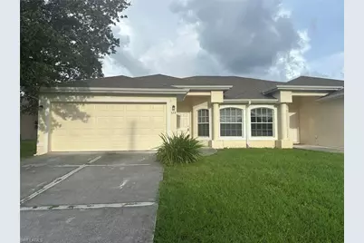 423 SE 23rd Pl, Cape Coral, FL 33990 - Photo 1