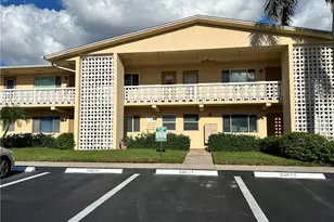 13151 Kings Point Dr, Fort Myers, FL 33919 - Photo 1