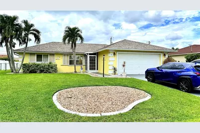 40 NE 13th Pl, Cape Coral, FL 33909 - Photo 1