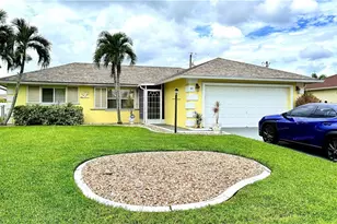 40 NE 13th Pl, Cape Coral, FL 33909 - Photo 1