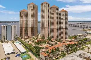 2090 W First St, Fort Myers, FL 33901 - Photo 1