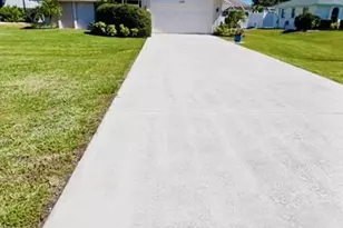 9390 Gulfstream Blvd, Englewood, FL 34224 - Photo 1