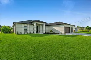 848 NE 6th Ave, Cape Coral, FL 33909 - Photo 1