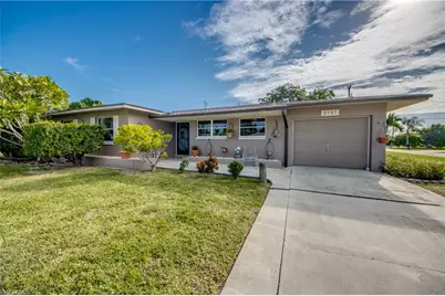 2717 SE 17th Pl, Cape Coral, FL 33904 - Photo 1