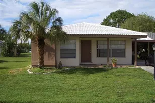 12 Parkwood Villas Ct, Lehigh Acres, FL 33936 - Photo 1