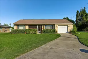 603 NE 17th Pl, Cape Coral, FL 33909 - Photo 1