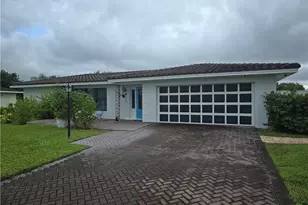 211 Richmond Ave S, Lehigh Acres, FL 33936 - Photo 1