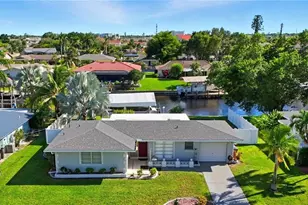726 SE 43rd Terrace, Cape Coral, FL 33904 - Photo 1