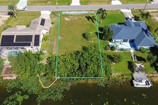 304 NE 9th St, Cape Coral, FL 33909 - Photo 1