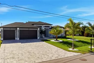 866 SW 18th St, Cape Coral, FL 33991 - Photo 1