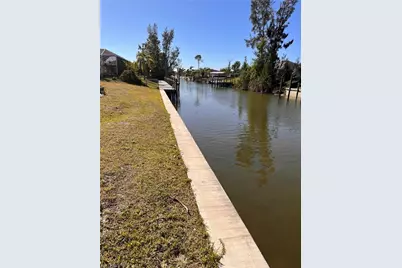 2124 SW 17th Ave, Cape Coral, FL 33991 - Photo 1