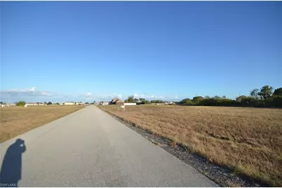 346 NE 15th Ter, Cape Coral, FL 33909 - Photo 1