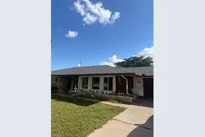 113 E Lake Dr, Lehigh Acres, FL 33936 - Photo 1