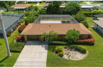 732 Sesame Ct, Cape Coral, FL 33904 - Photo 1