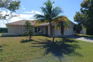 308 SE 19th Ln, Cape Coral, FL 33990 - Photo 1