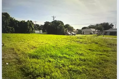 1435 SE 35th St, Cape Coral, FL 33904 - Photo 1